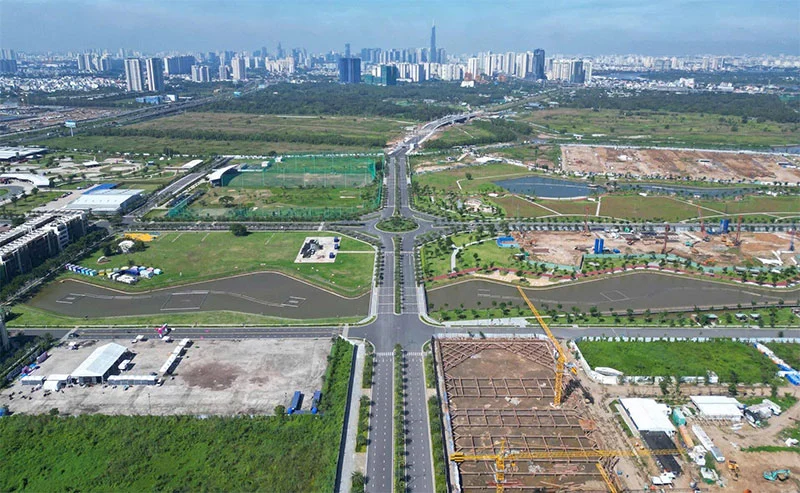 Cập Nhật Tiến Độ The Global City T112025 – Tuyến đường Liên Phường