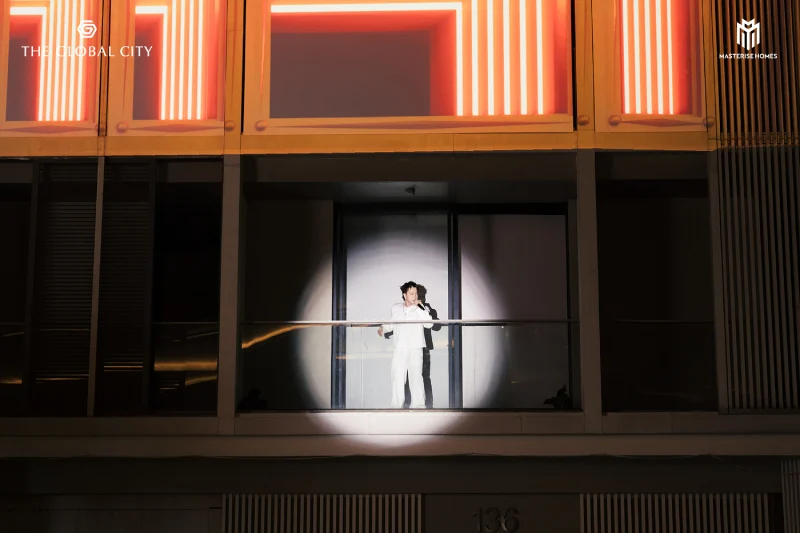 Biểu diễn âm nhạc tại lễ hội Light up Festive The Global City